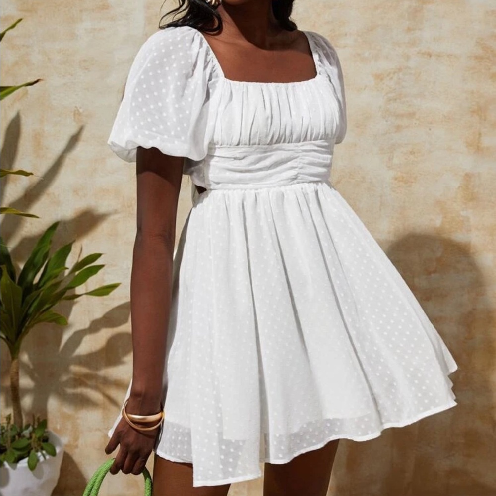 white mini dress puff sleeve